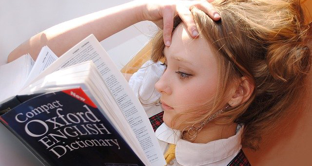 cropped-studentessa.png